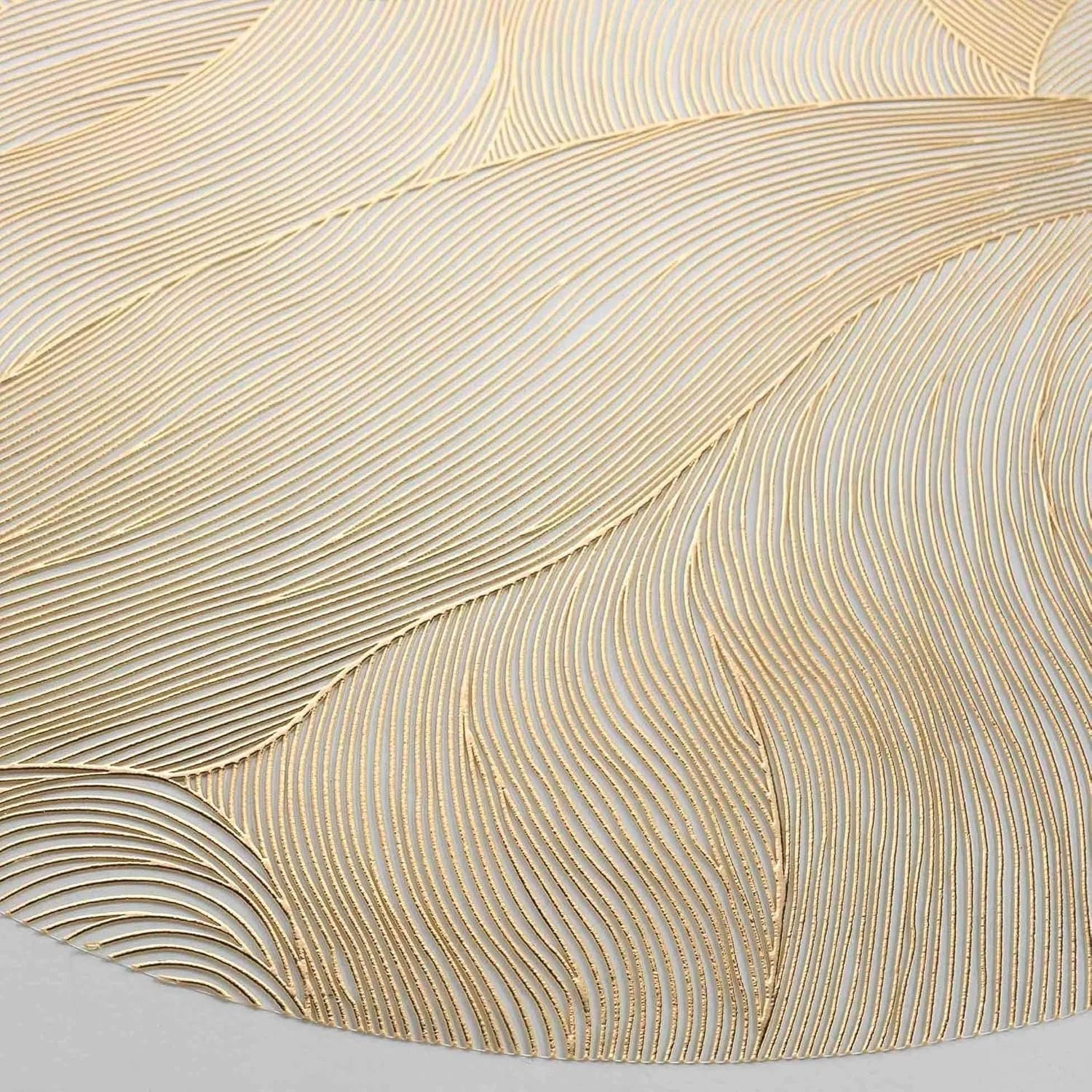 BAJO PLATO REDONDO DORADO CON RELIEVE