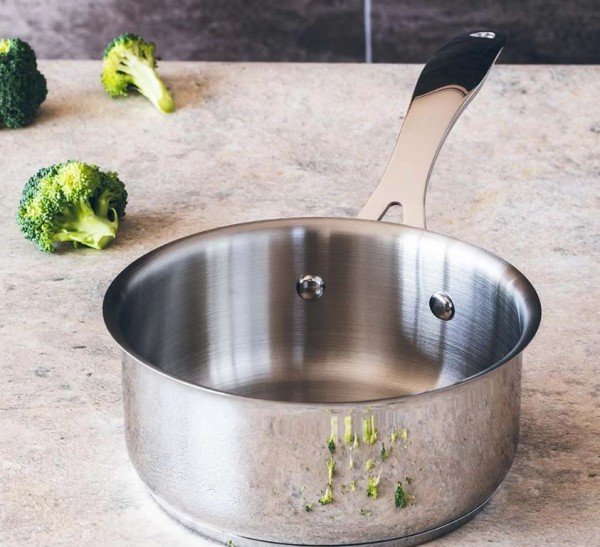 BATERÍA DE COCINA BRA DE ACERO INOXIDABLE 5 PIEZAS