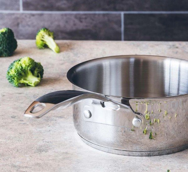 BATERÍA DE COCINA BRA DE ACERO INOXIDABLE 5 PIEZAS