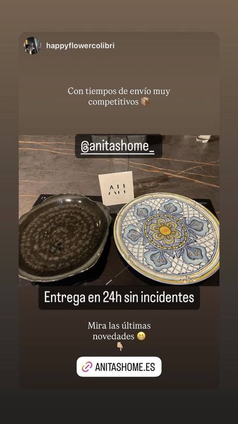Salvamanteles de cerámica sobre la mesa